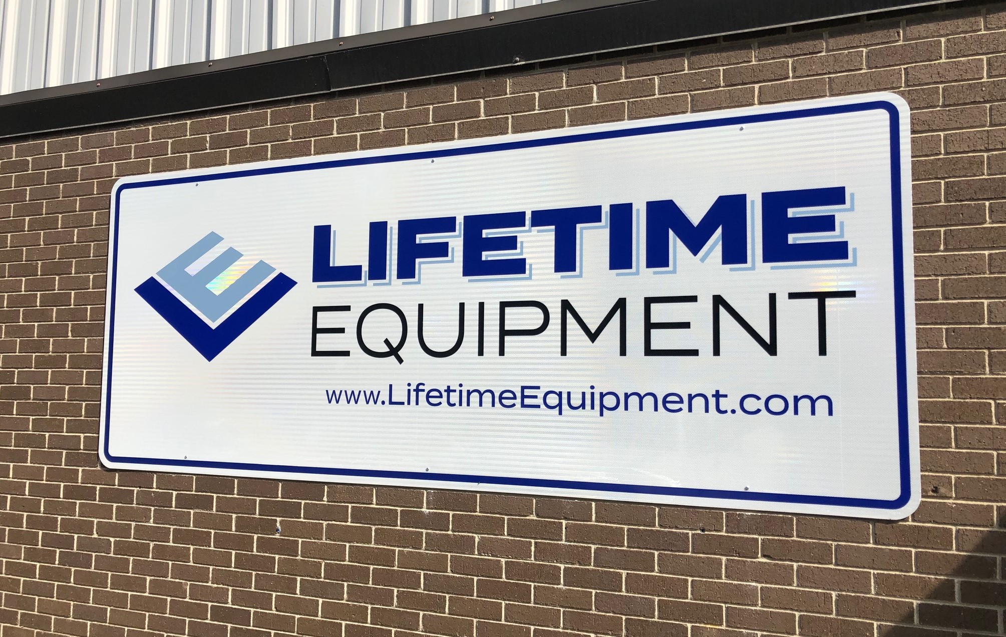 Lifetime Equipment Commerical Floor Scrubbers Building Exterior Picture